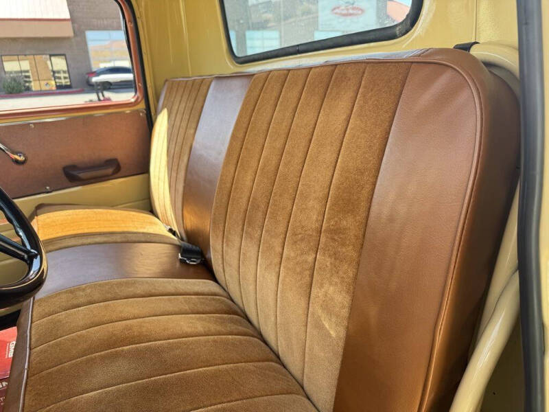 1948 GMC 250 Flat Bed