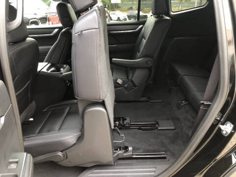 2024 GMC Acadia Elevation