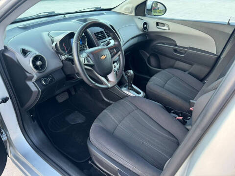 2013 Chevrolet Sonic LT Auto