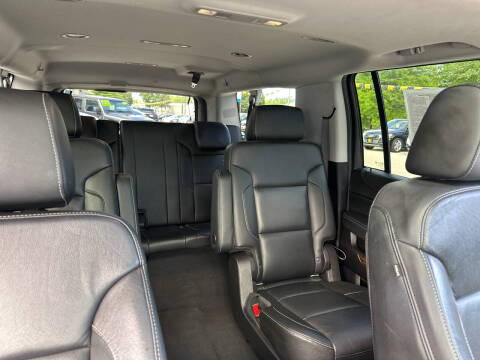 2019 Chevrolet Suburban LT