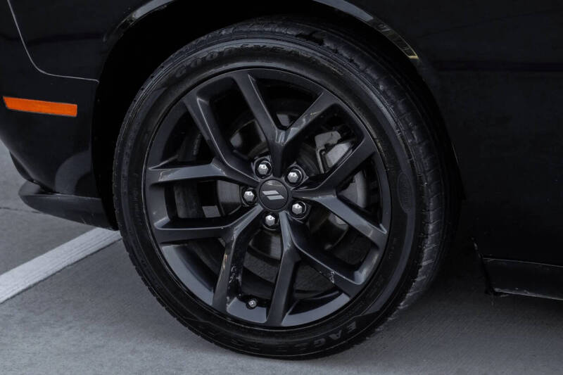 2022 Dodge Challenger SXT