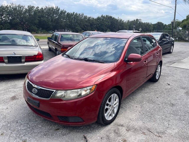2011 Kia Forte5 for sale at ROYAL MOTOR SALES LLC in Dover FL