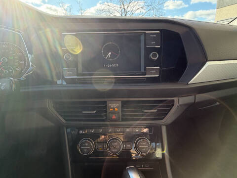 2021 Volkswagen Jetta R-Line