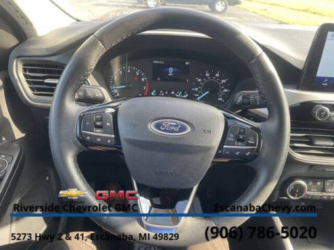 2022 Ford Escape SE