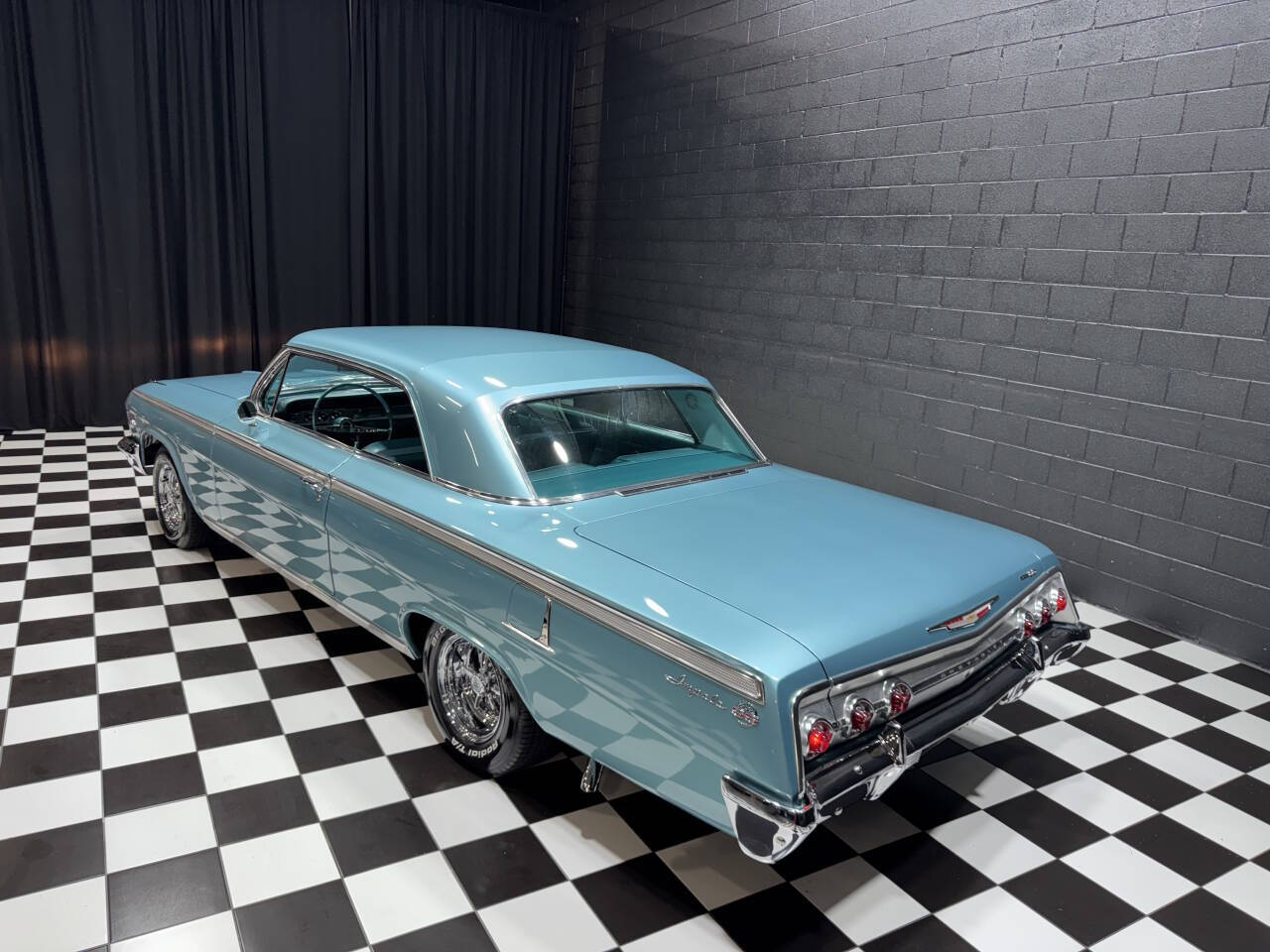 1962 Chevrolet Impala 16