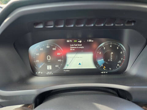 2019 Volvo XC90 T6 Momentum