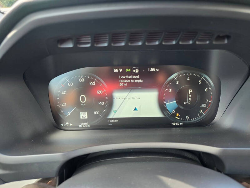 2019 Volvo XC90 T6 Momentum