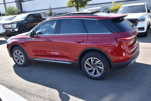 2026 Lincoln Corsair Premiere