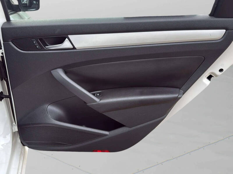 2013 Volkswagen Passat