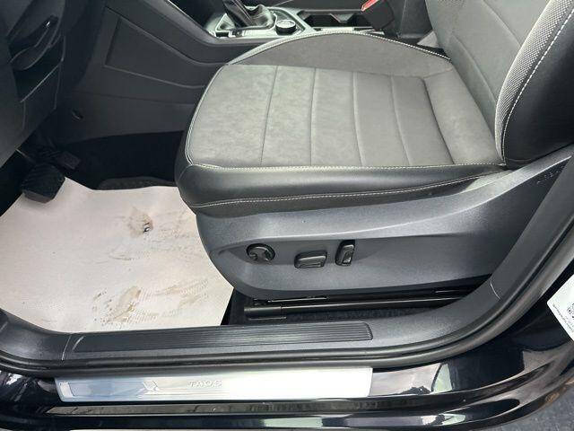 2022 Volkswagen Taos SE 4Motion