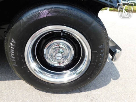 1933 Chevrolet Apache