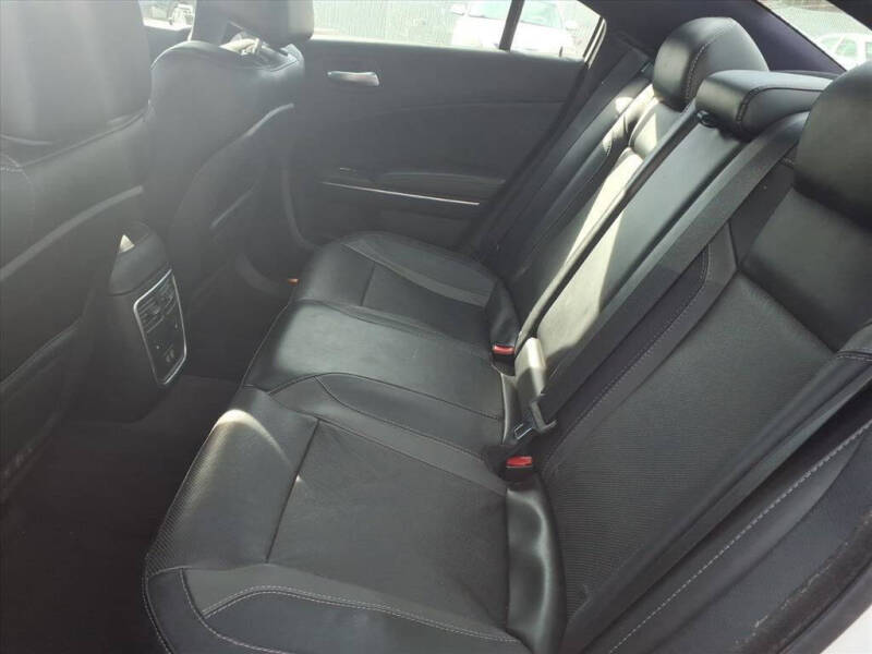 2016 Dodge Charger SXT