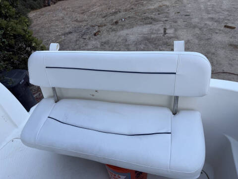2004 Bayliner 245