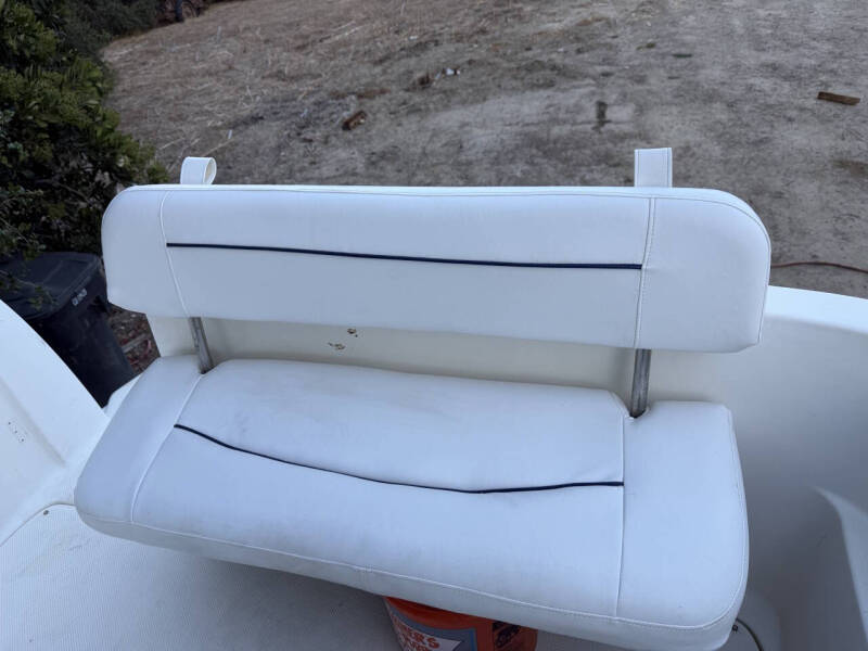 2004 Bayliner 245