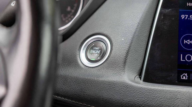 2021 Cadillac XT4 Premium Luxury