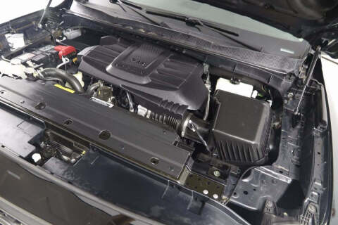 2023 Nissan Titan SV