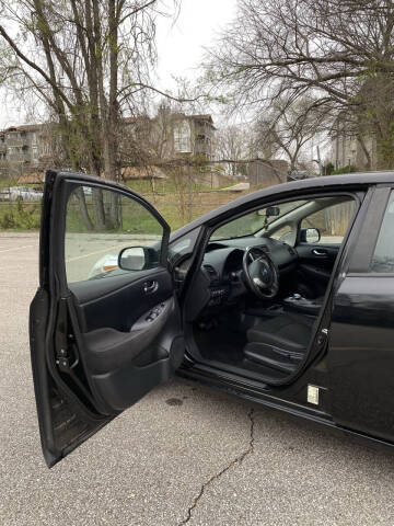 2014 Nissan LEAF S
