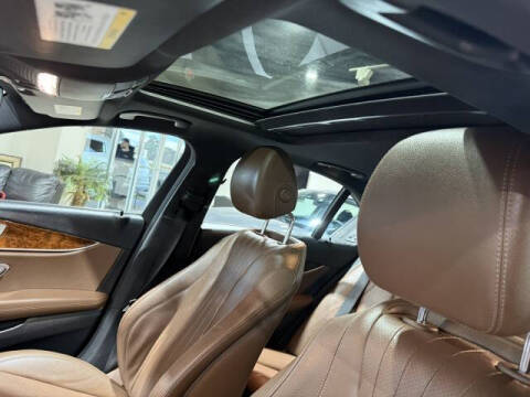 2019 Mercedes-Benz E-Class E 300