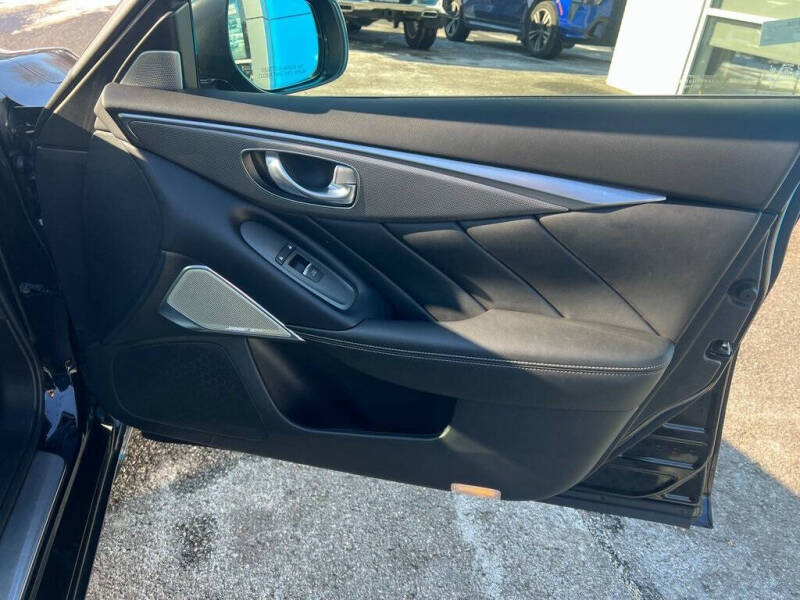 2017 Infiniti Q50 Red Sport 400