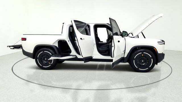 2025 Rivian R1T