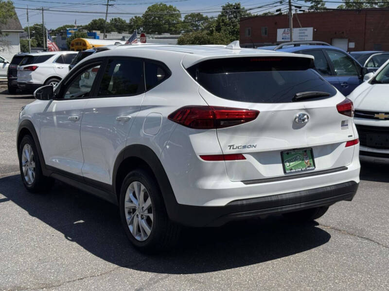 2021 Hyundai Tucson SE
