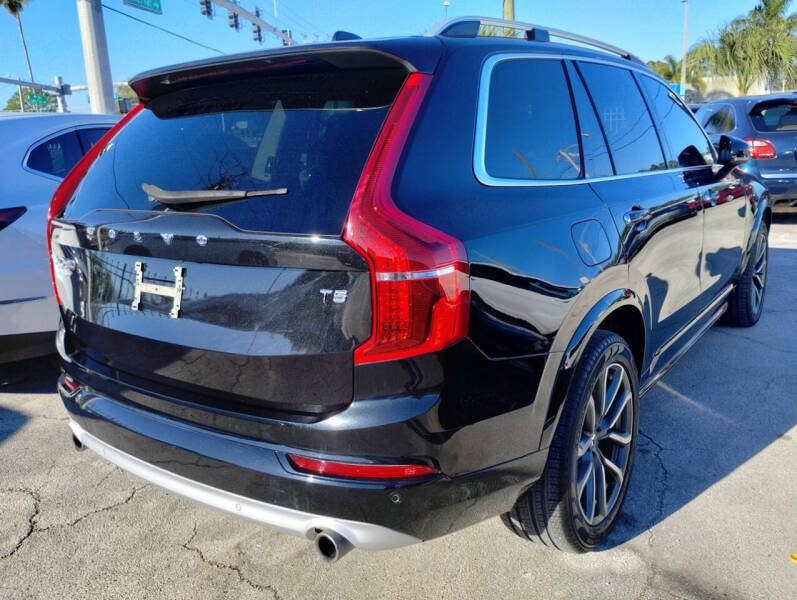 2019 Volvo XC90 T5 Momentum