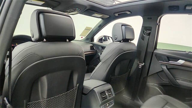 2024 Audi Q5 e quattro S line Prestg 55 TFSI