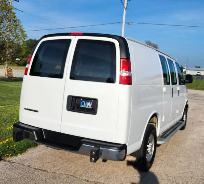 2023 Chevrolet Express 2500