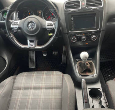 2010 Volkswagen GTI Base PZEV