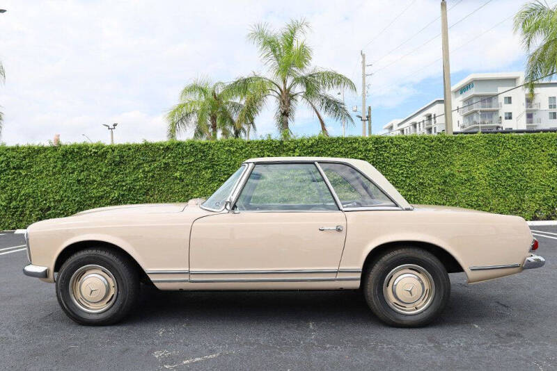 1967 Mercedes-Benz SL-Class