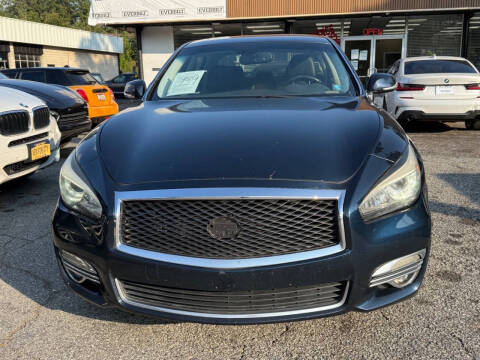 2015 Infiniti Q70 3.7