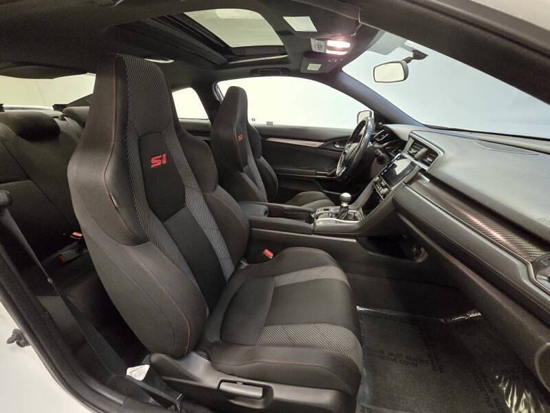 2018 Honda Civic Si w/Summer Tires