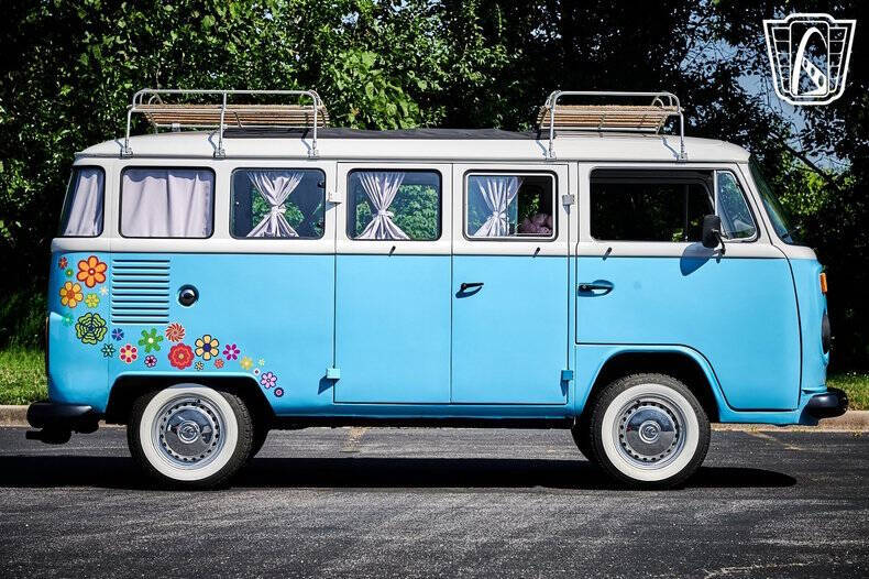 1990 Volkswagen Bus