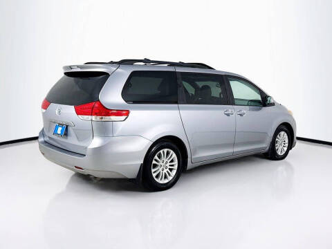 2013 Toyota Sienna