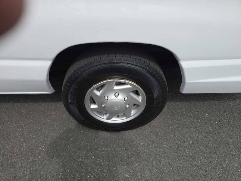 2012 Ford E-Series E-250