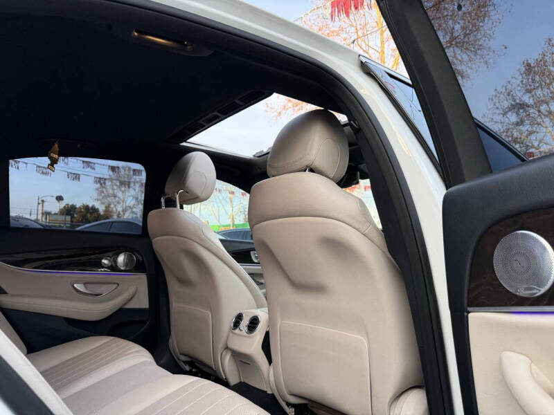 2019 Mercedes-Benz E-Class E 300