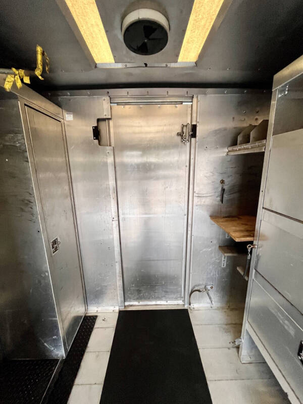 2016 Freightliner MT55 Chassis