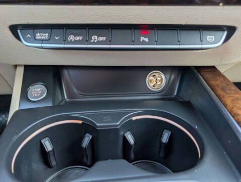 2017 Audi A4 2.0T quattro Premium Plus