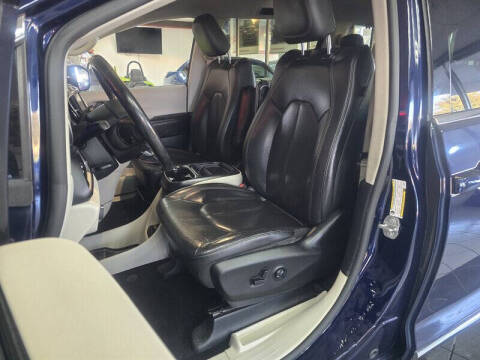 2020 Chrysler Pacifica Touring L