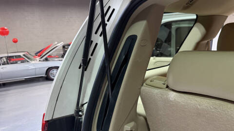 2013 Cadillac Escalade Luxury