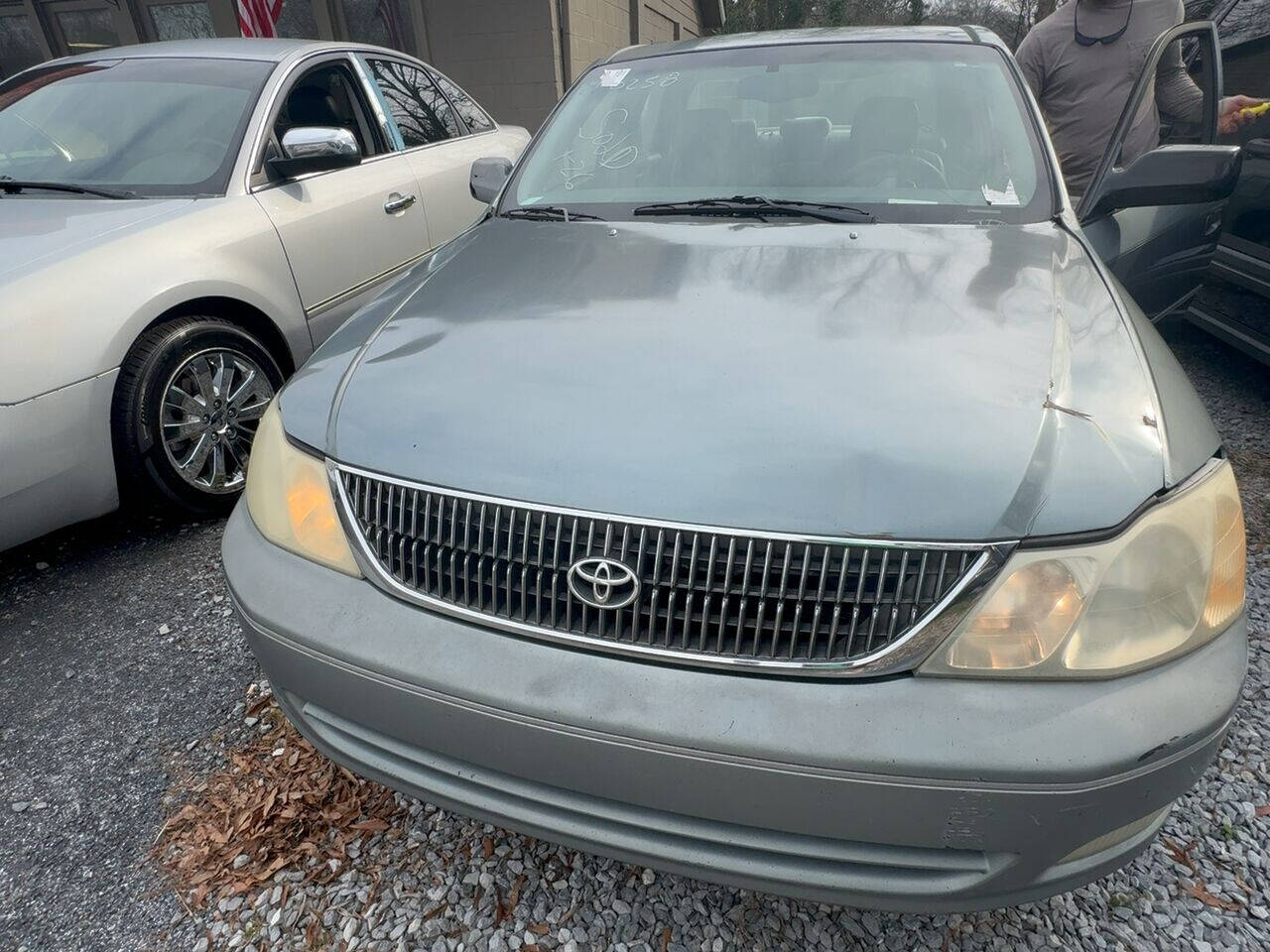 2000 Toyota Avalon for sale at Well-Done Autos LLC in Cedartown, GA