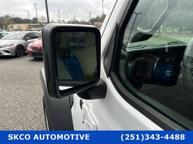 2023 Jeep Gladiator Sport S