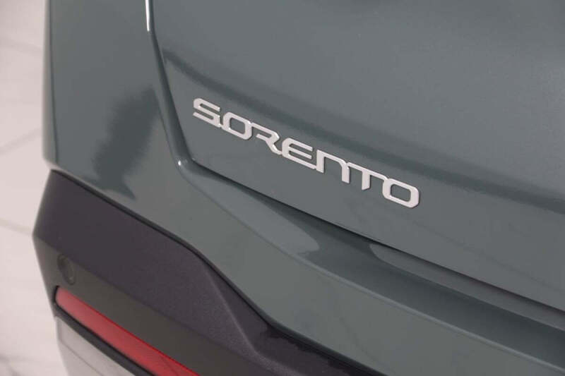 2025 Kia Sorento Hybrid EX