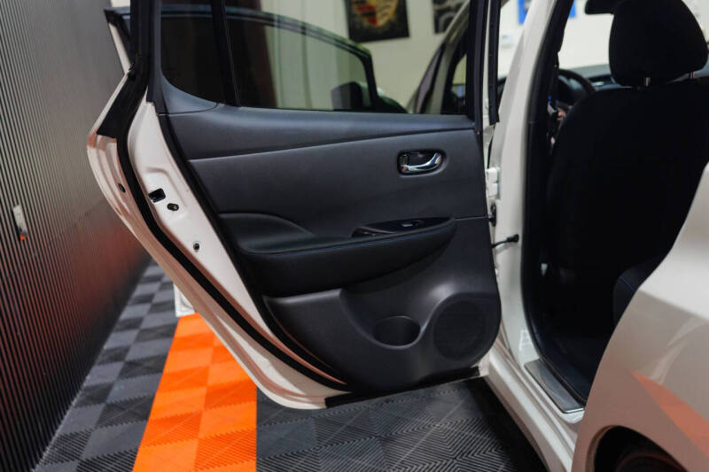 2023 Nissan LEAF SV PLUS