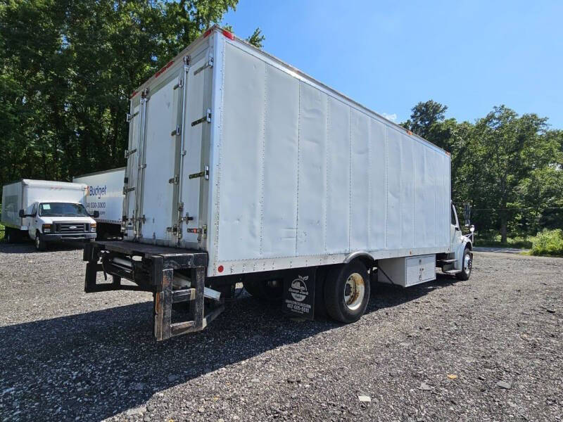 2014 Freightliner M2 106