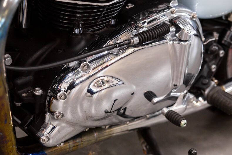 2000 Triumph Bonneville