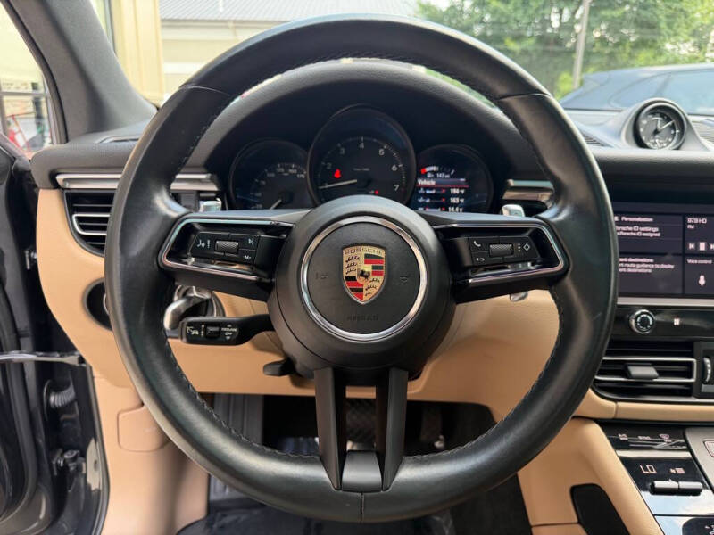 2023 Porsche Macan