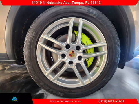 2016 Porsche Cayenne S E-Hybrid