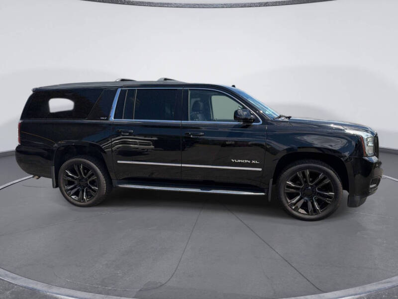 2018 GMC Yukon XL SLT