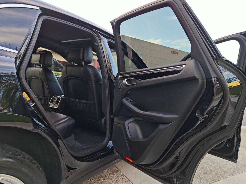 2016 Porsche Macan S